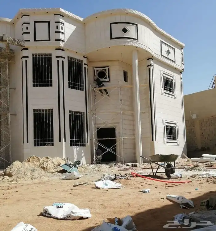 لياسه ملونه بطحاء الرياض تعطي شكل الحجر 2