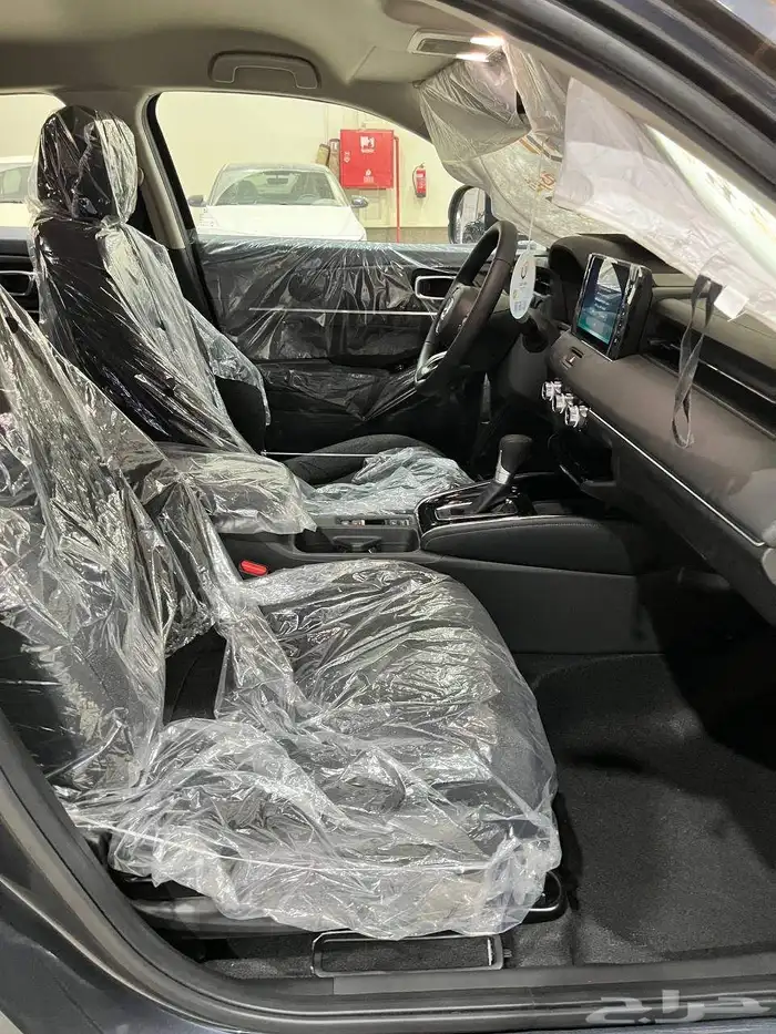 هوندا HR.V نص فل 2025 عرض خاص 6