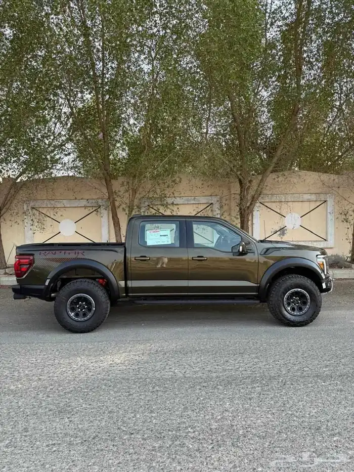 فورد f150 رابتر 2025 4