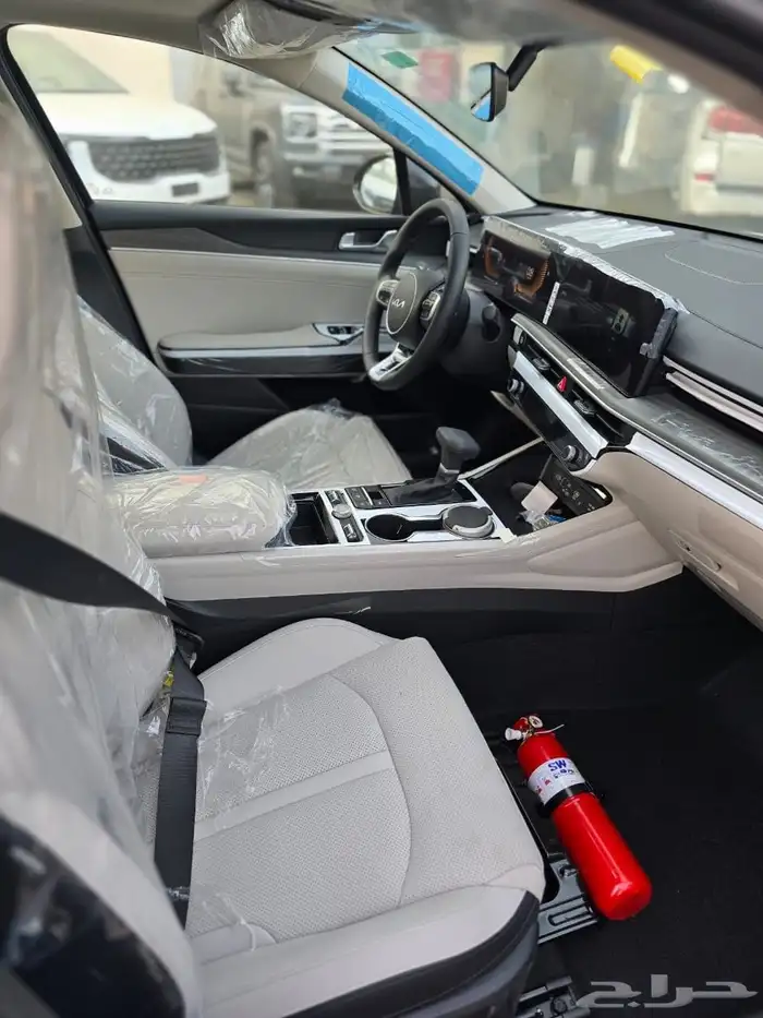 كيا K5 نص فل 2026 الاهليه 10