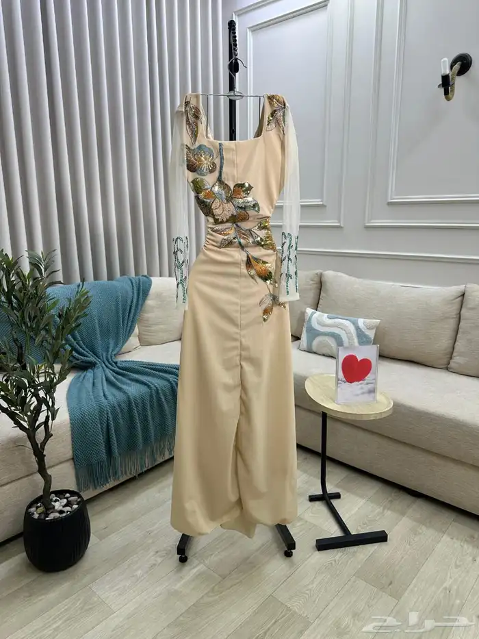 فساتين لكل المناسبات 9