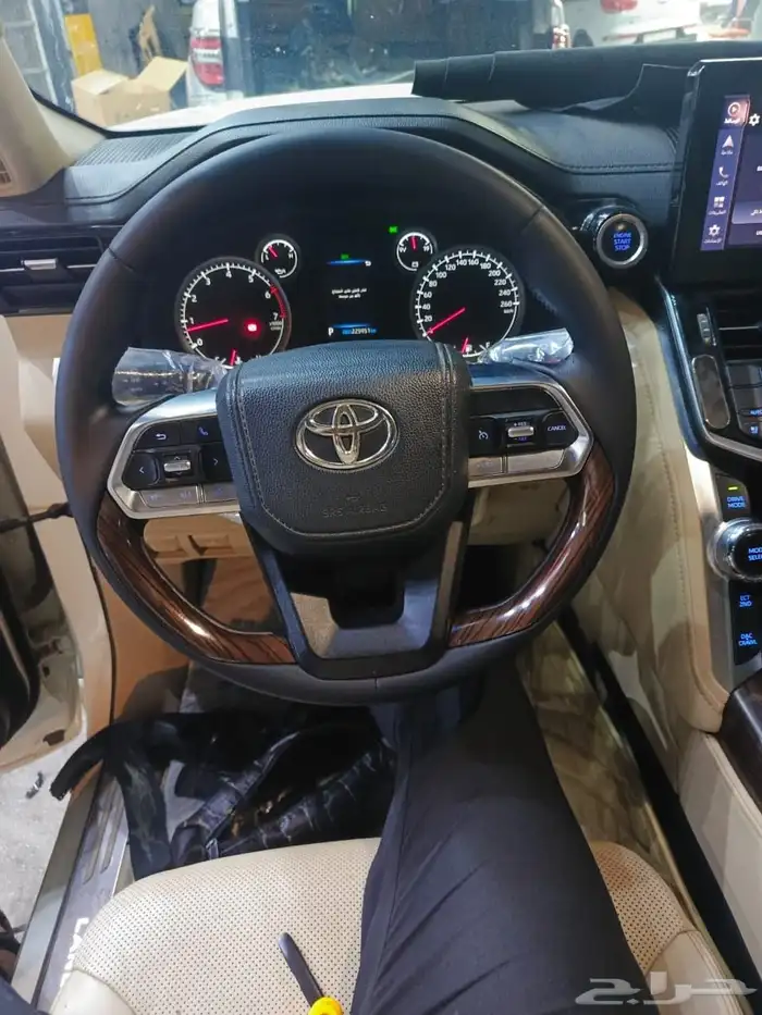 خياطه دركسون جيب لاندكروزر 2023 وكاله جلد ناعم 0