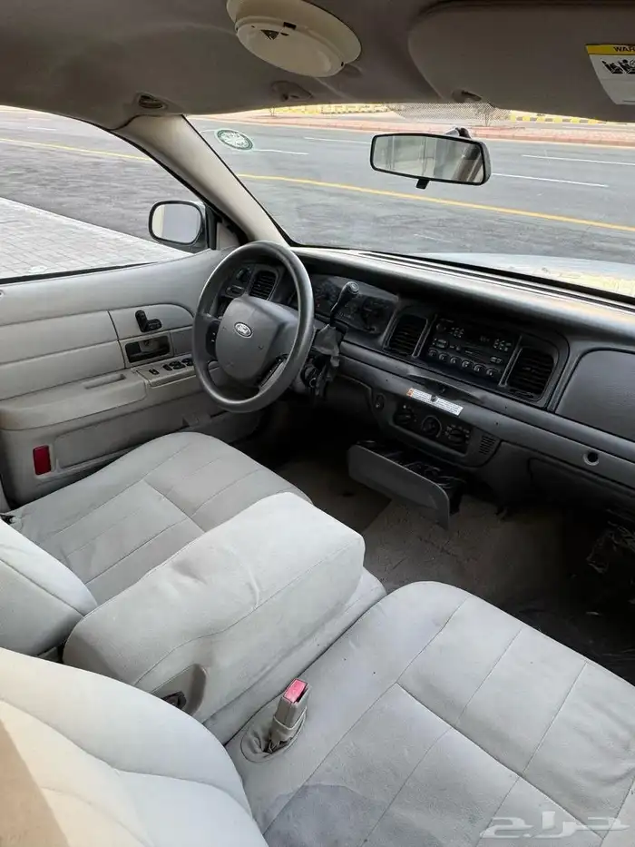 فورد فكتوريا 4