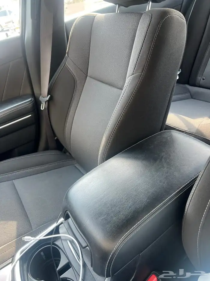Dodge Charger SXT دودج شارجر نظيفة جدا 5