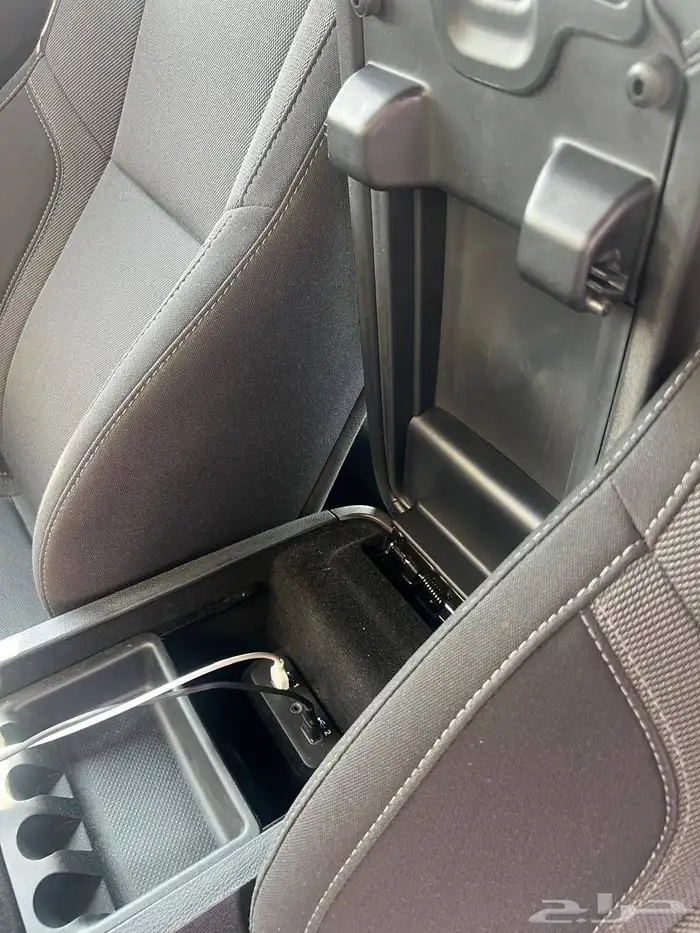 Dodge Charger SXT دودج شارجر نظيفة جدا 7