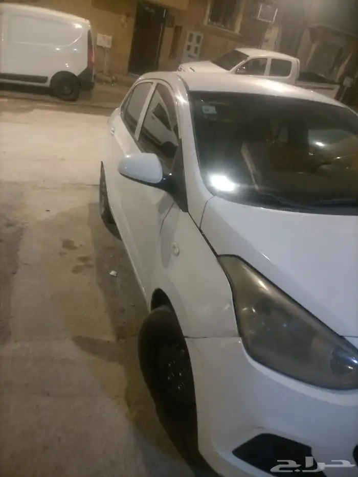 هيونداي i10 سيدان 2016 اوتوماتيك   ممشى 331 ألف كم   رش 3