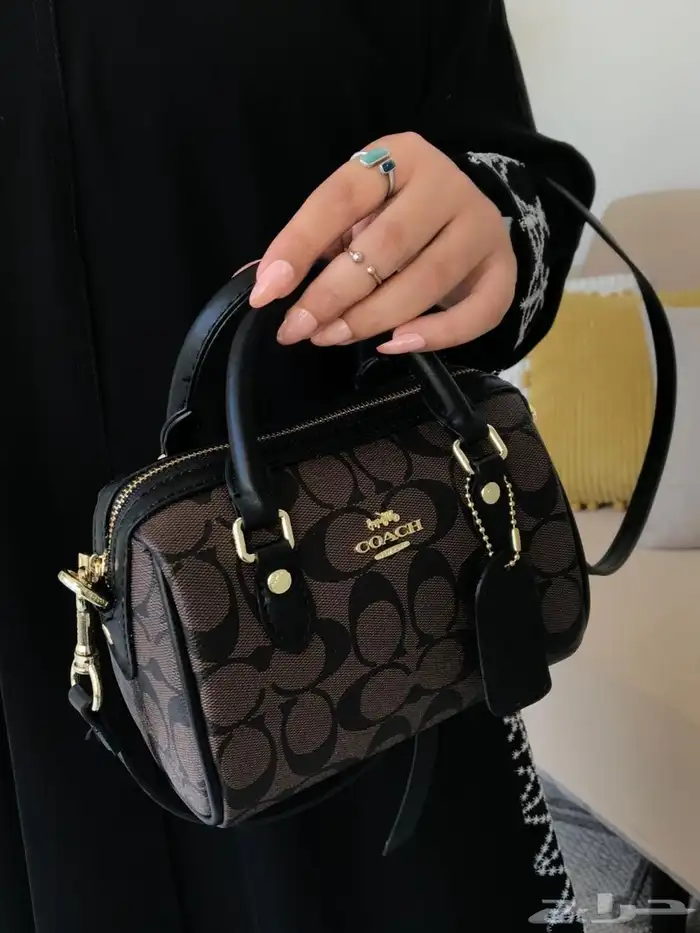 أناقة تلتقي بالعملية   شنطنا مصممة بعناية لتجمع بين الفخامة 6