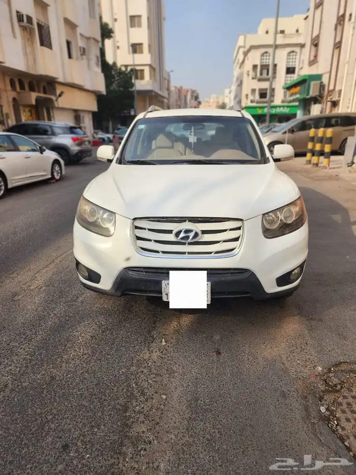 هيونداي سنتافي موديل 2012 0