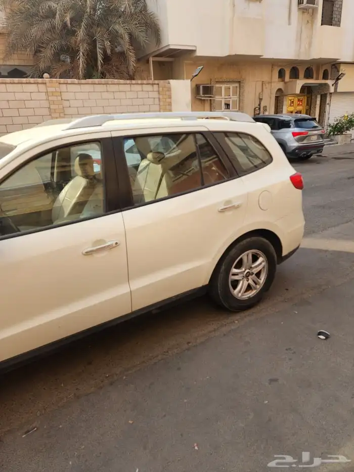 هيونداي سنتافي موديل 2012 3