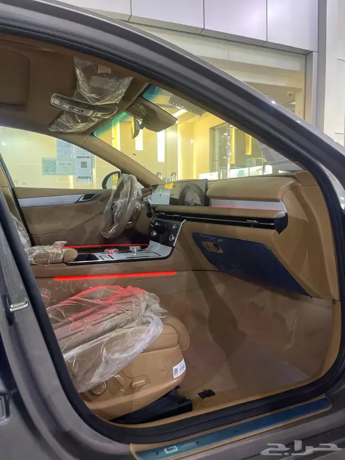 جنسيس G80 برستيج موديل 2025 سعودي 4