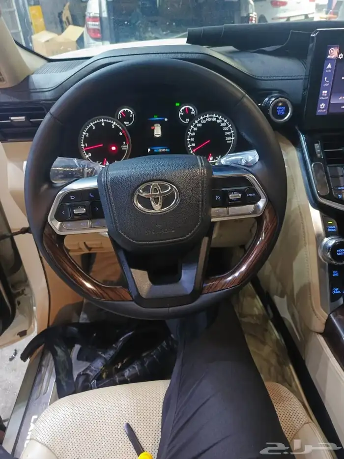 خياطه دركسون جيب لاندكروزر 2023 وكاله جلد ناعم 1