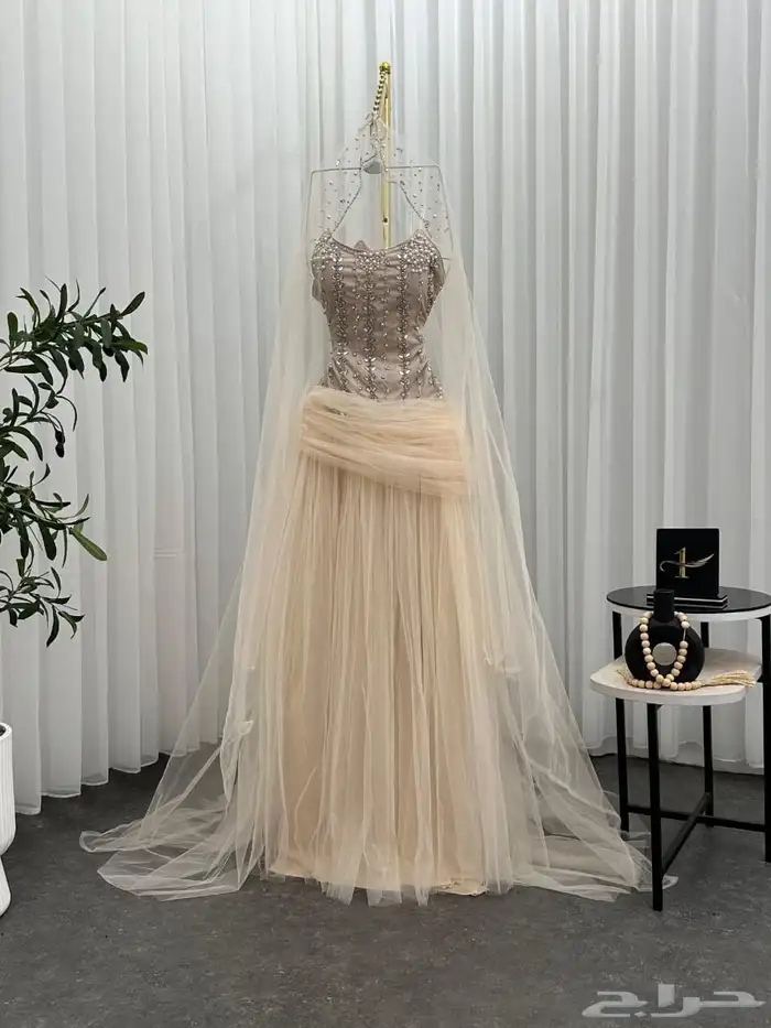 فساتين لكل المناسبات 1