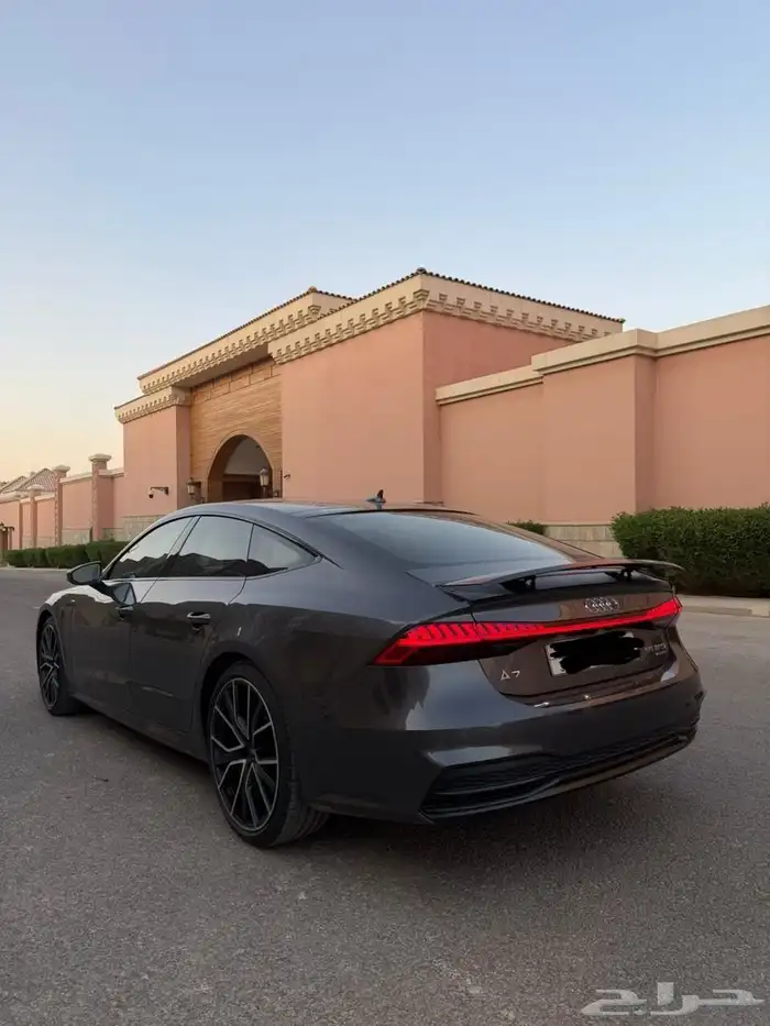 أودي 2022 A7 S Line 6