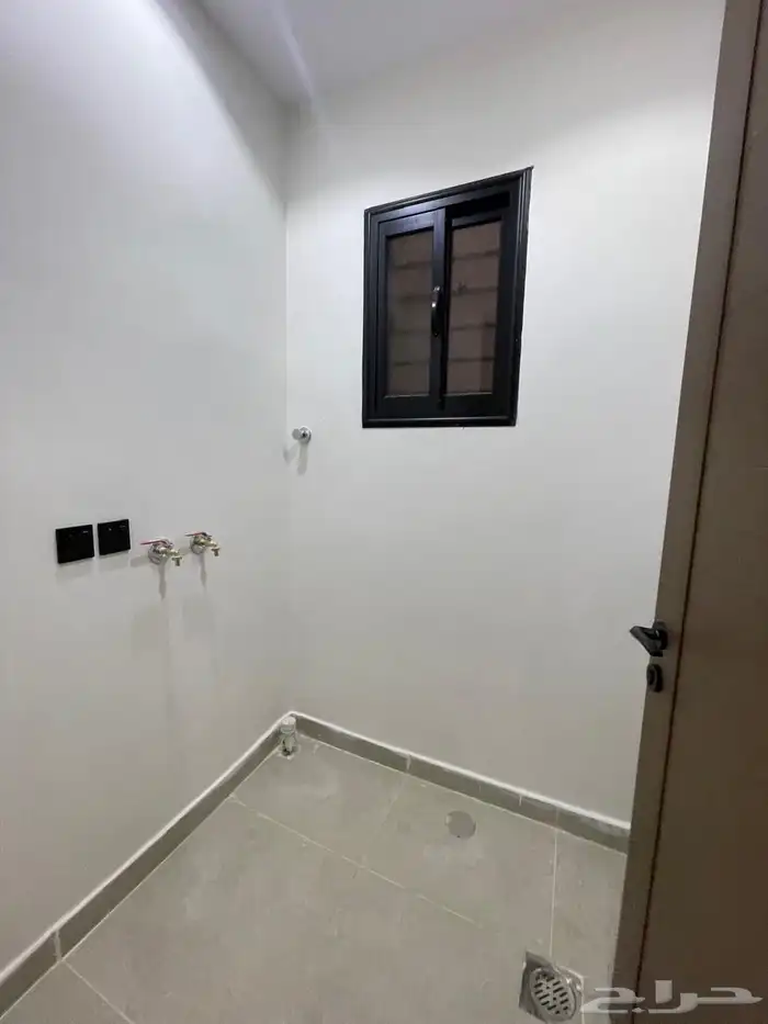 للبيع شقق علويه نظام أدوار بالمحاله ابها 500 ألف ريال 13