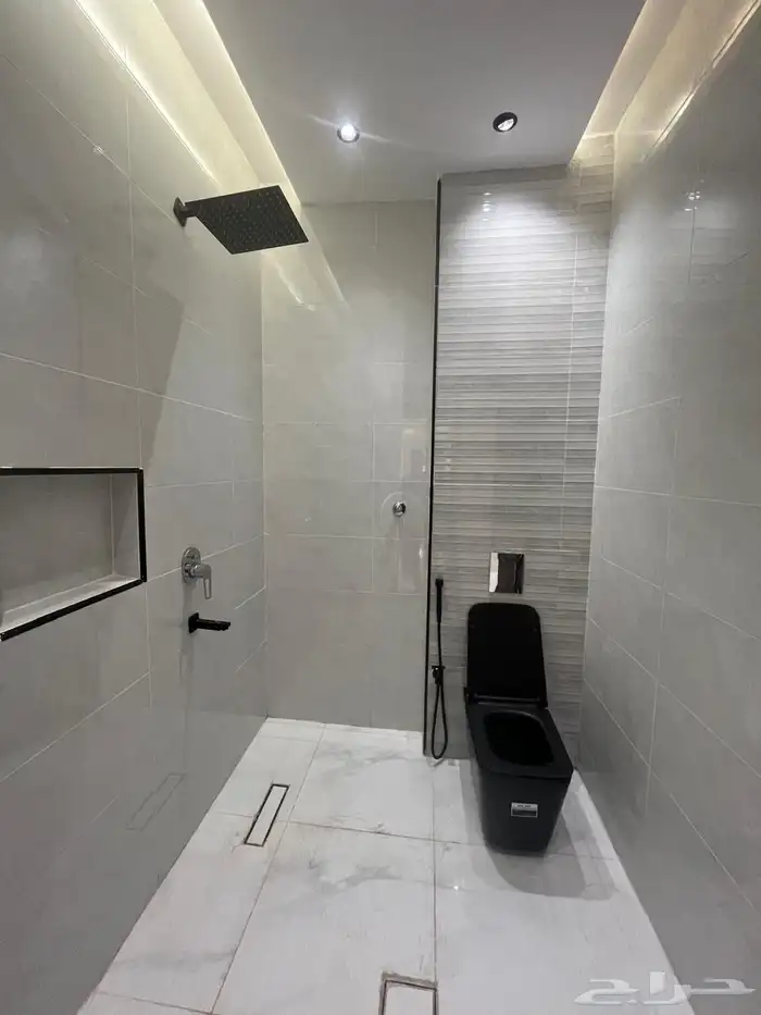 ادوار متكرره فاخرة للبيع بحي الصفا بمداخل خاصه وحوش للأرضي 8