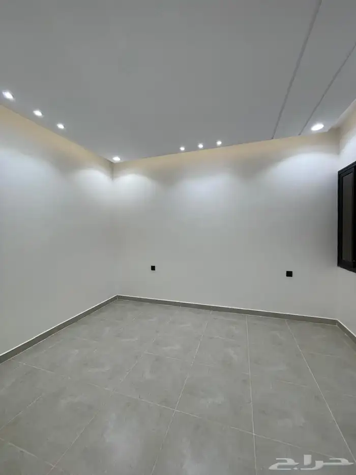 للبيع شقق علويه نظام أدوار بالمحاله ابها 500 ألف ريال 16