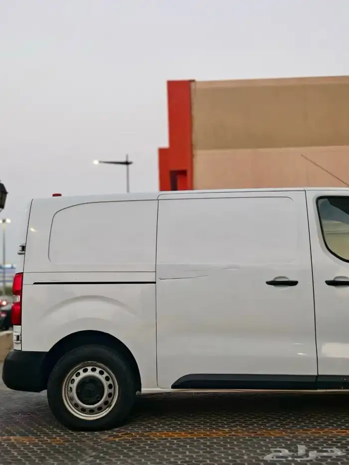 باص فان بيجو ديزل بضاعه 2018 كاش او اقساط 15