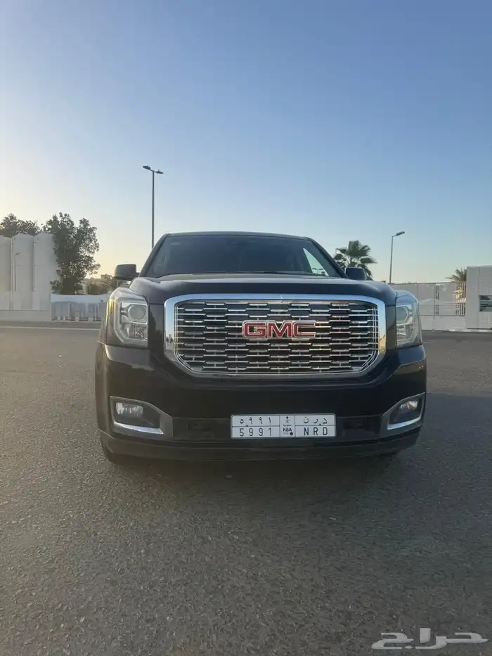 جمس يوكن XL اسود للبيع 1