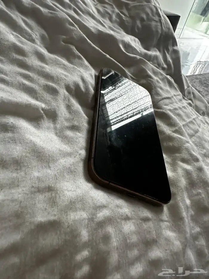 ايفون 16 pro max 1