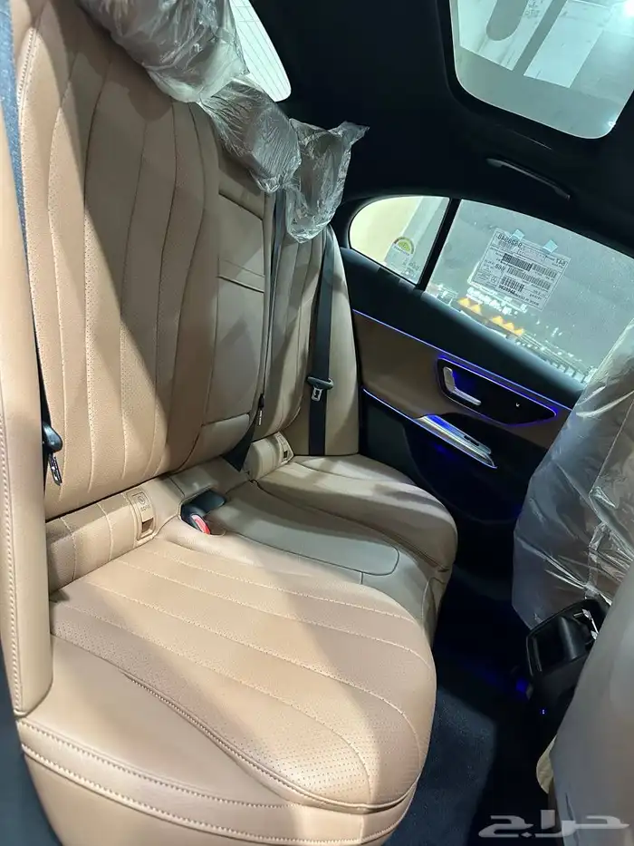 مرسيدس E200 2025 اصفار . رصد الفخامة 35