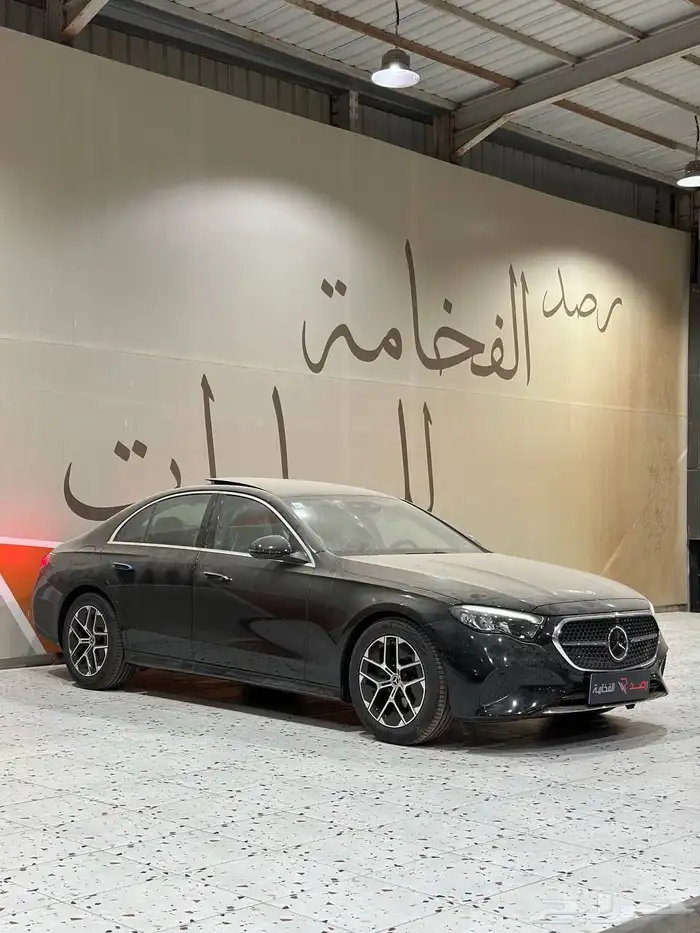 مرسيدس E200 2025 اصفار . رصد الفخامة 0
