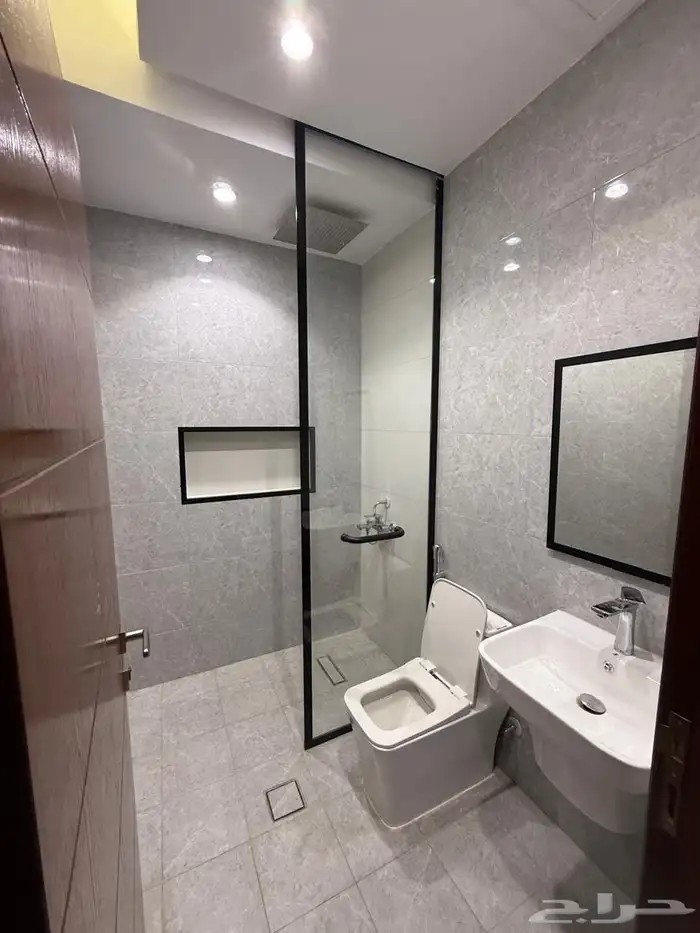 شقة روف 6 غرف بحي المروة للايجار 16