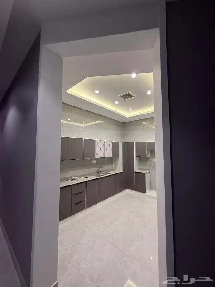 شقة روف 6 غرف بحي المروة للايجار 5