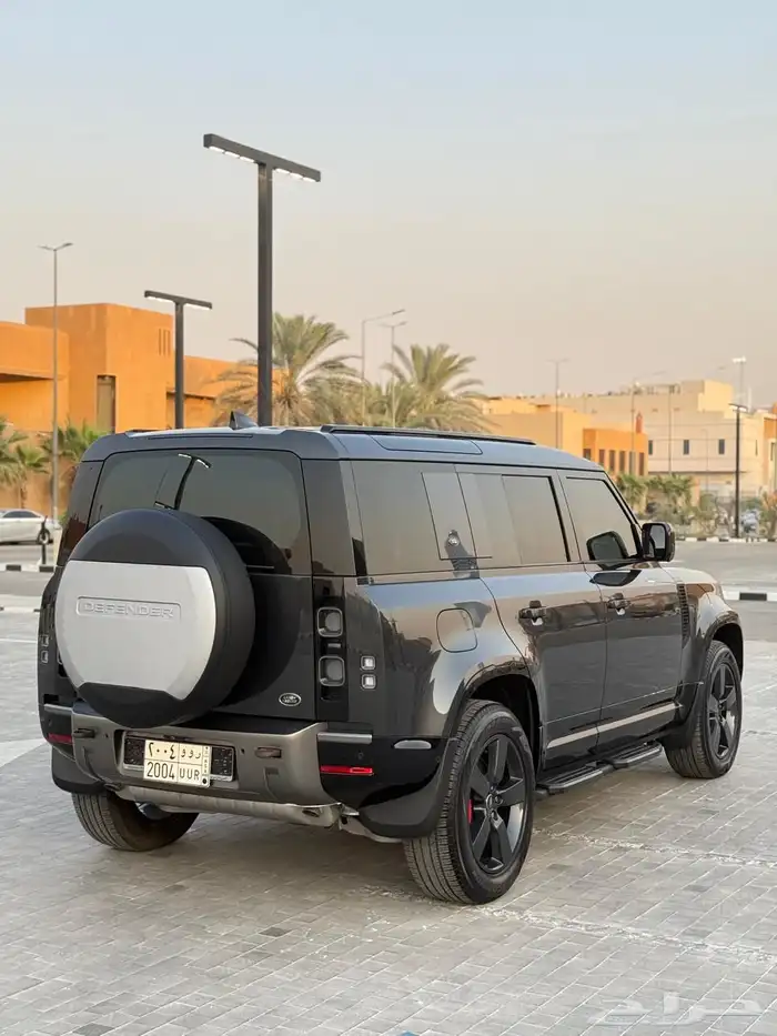ديفندر 2023 اكس داينمك بحالة الوكالة ماشي 22 الف عالضمان 18