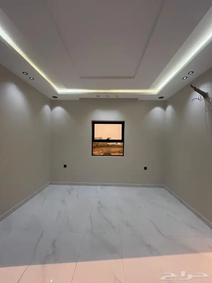 ادوار متكرره فاخرة للبيع بحي الصفا بمداخل خاصه وحوش للأرضي 14