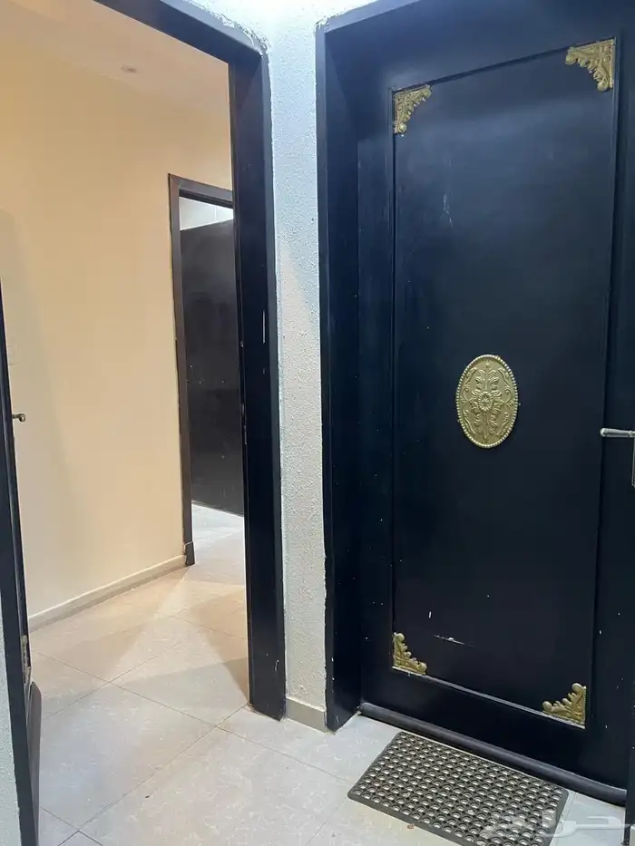 شقه للإيجار حي القادسية 6