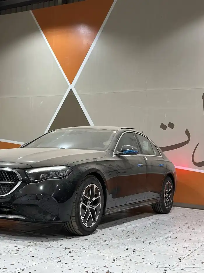 مرسيدس E200 2025 اصفار . رصد الفخامة 5