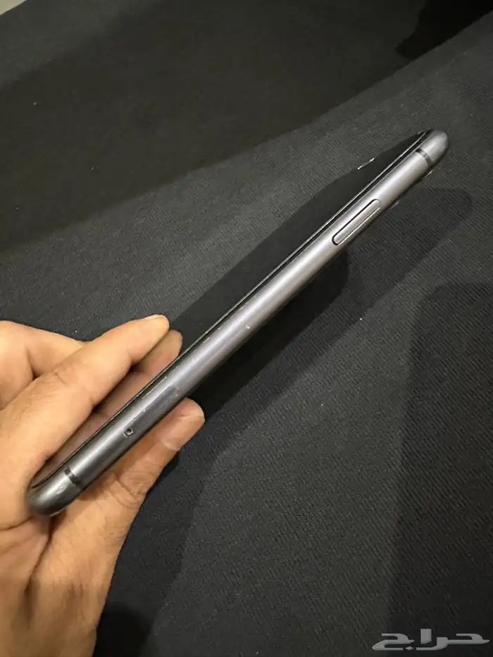 ايفون 11 العادي 128 جيجا 3