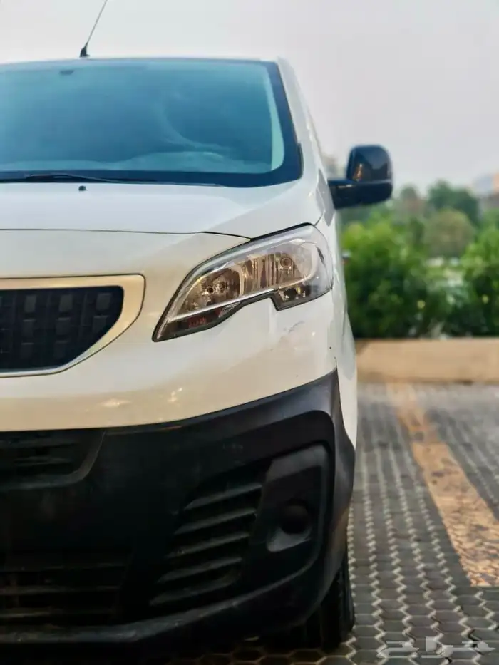 باص فان بيجو ديزل بضاعه 2018 كاش او اقساط 13