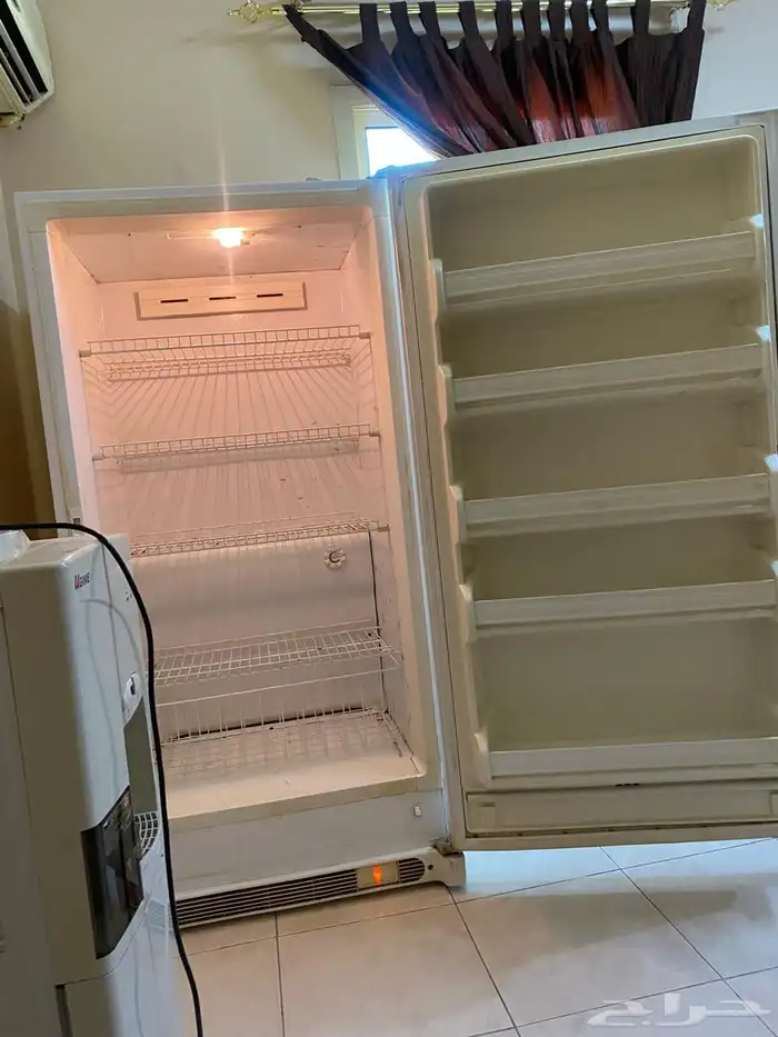 ثلاجة للبيع 500ريال كهرباء 110 1