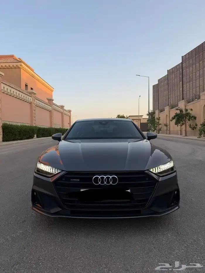 أودي 2022 A7 S Line 0
