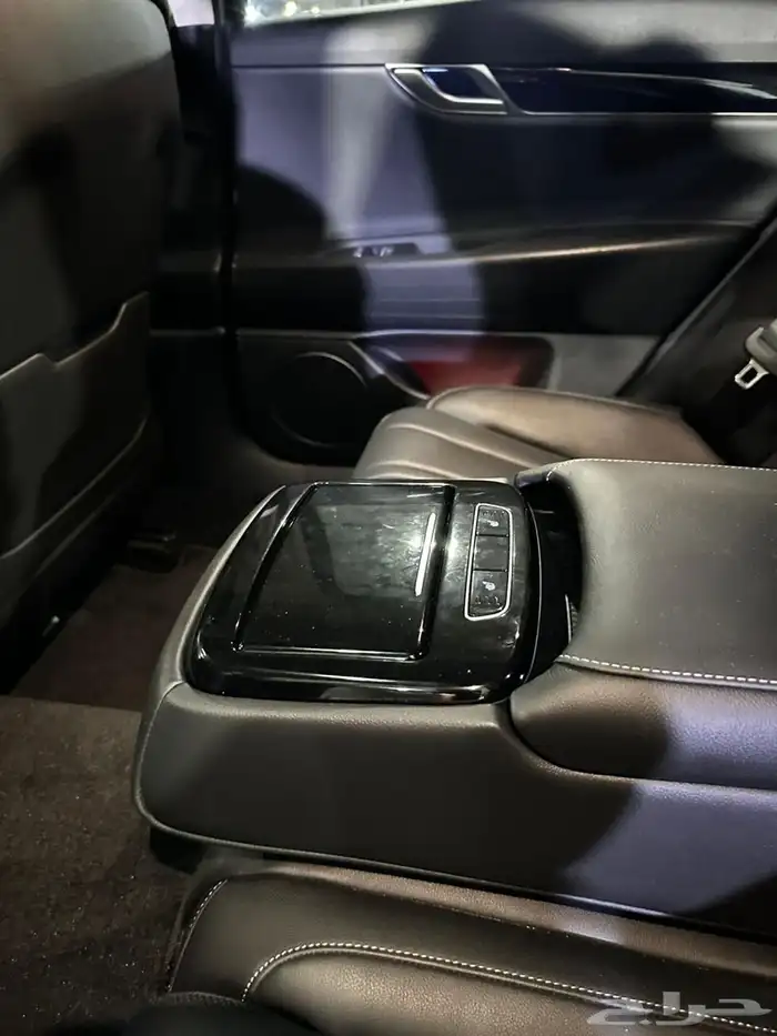 هيونداي جنيسيس اسود 2021 بنزين بطاقة جمركية وارد كوريا 8