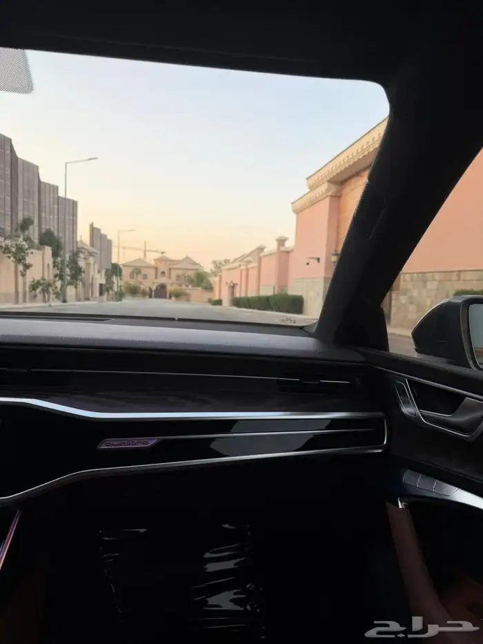 أودي 2022 A7 S Line 13