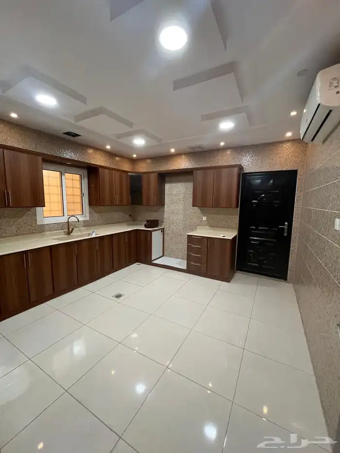 فيلا للبيع الشعلة 8