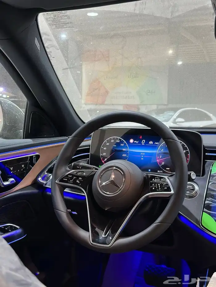 مرسيدس E200 2025 اصفار . رصد الفخامة 15