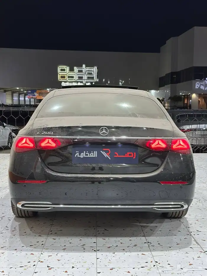 مرسيدس E200 2025 اصفار . رصد الفخامة 10