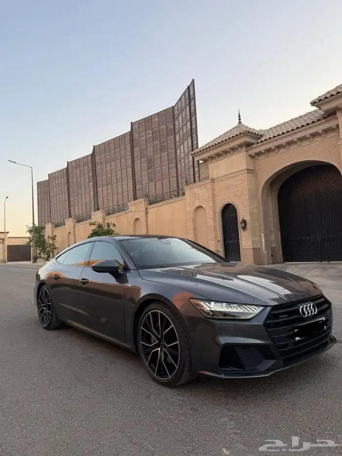 أودي 2022 A7 S Line 2