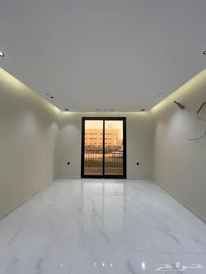 ادوار متكرره فاخرة للبيع بحي الصفا بمداخل خاصه وحوش للأرضي 6