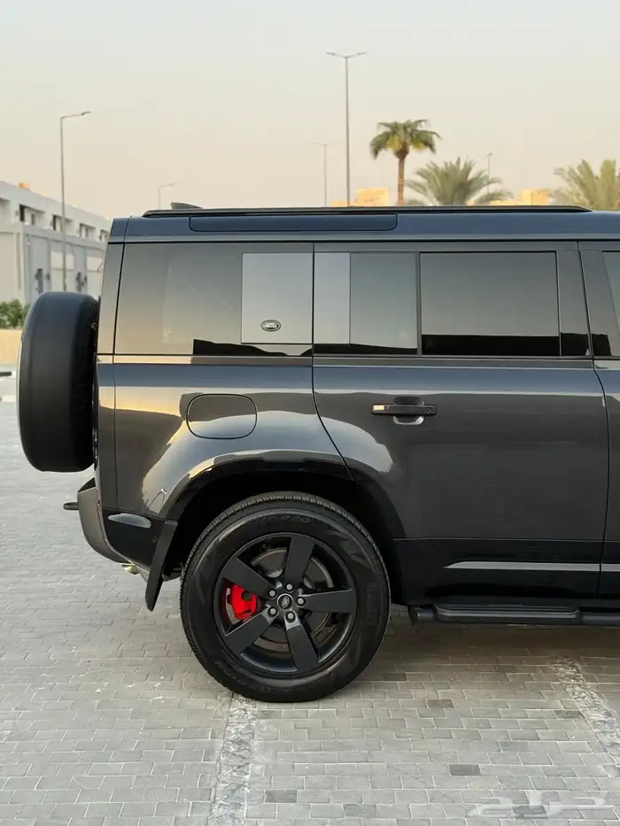 ديفندر 2023 اكس داينمك بحالة الوكالة ماشي 22 الف عالضمان 15