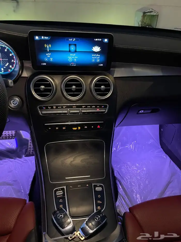 مرسيدس GLC300 2020 10