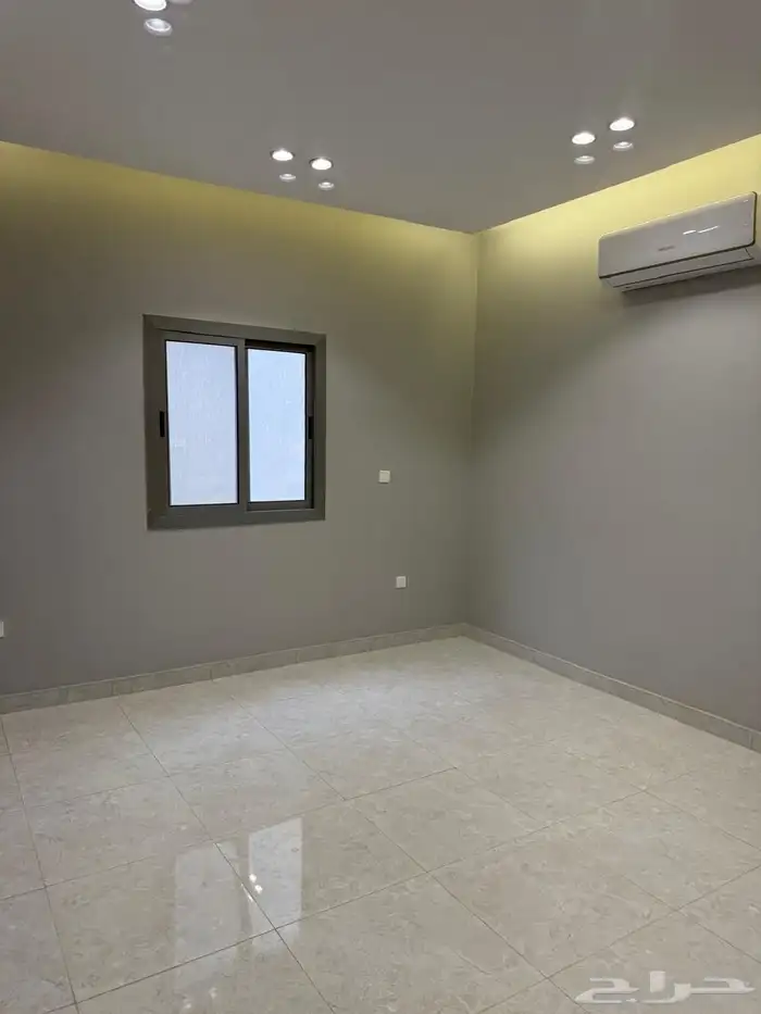 شقة روف 6 غرف بحي المروة للايجار 12