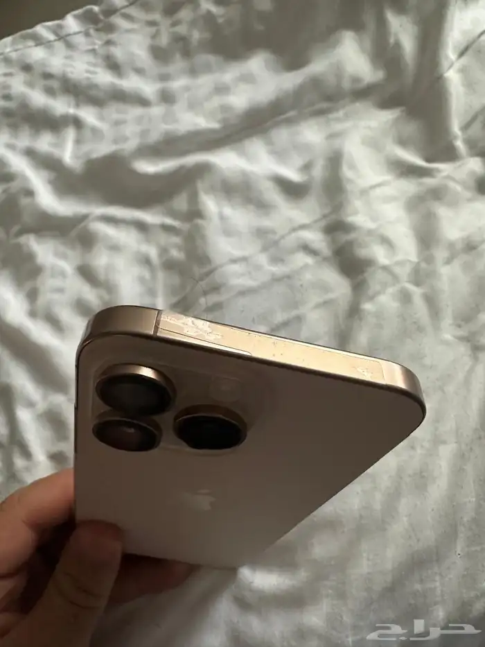 ايفون 16 pro max 6