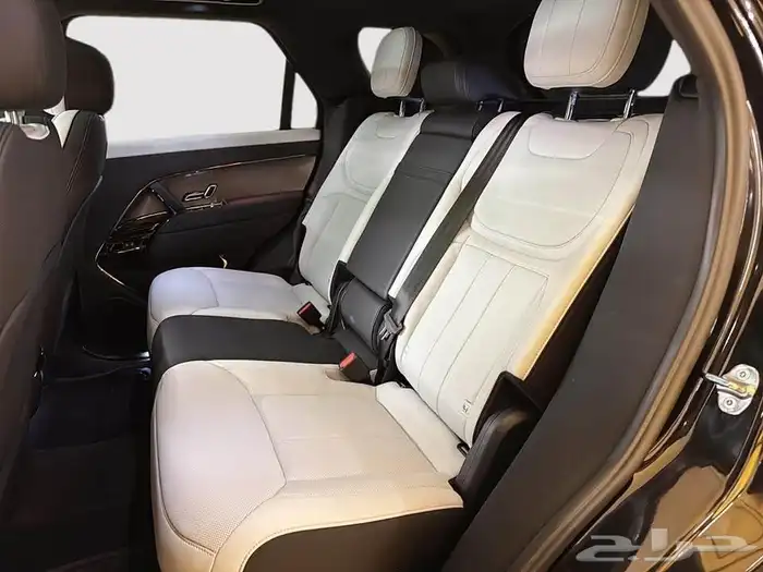 2024 رنج روفر سبورت 8