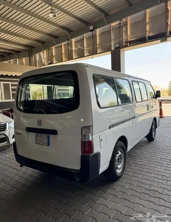 باص اورفان 2007 ( للايجار ) مخزنن 4