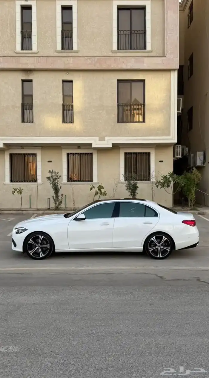 للبيع مرسيدس C300 2024 6