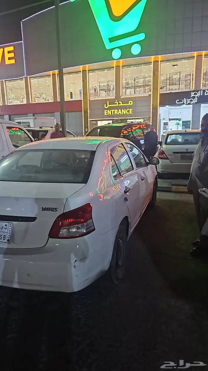 toyota yaris 2011 model urgent sale 4